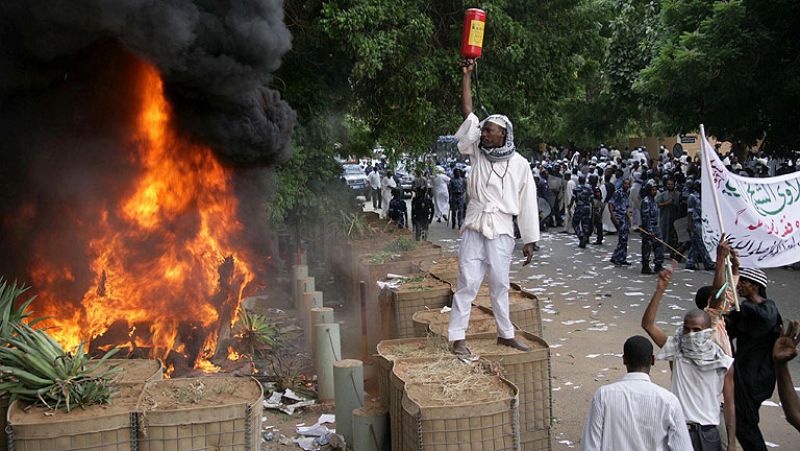 Al menos tres muertos en choques junto a la Embajada de EEUU en Sudán