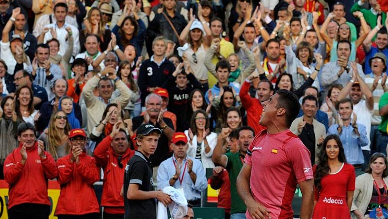 Almagro gana a Isner y suma el segundo punto para España en la Copa Davis