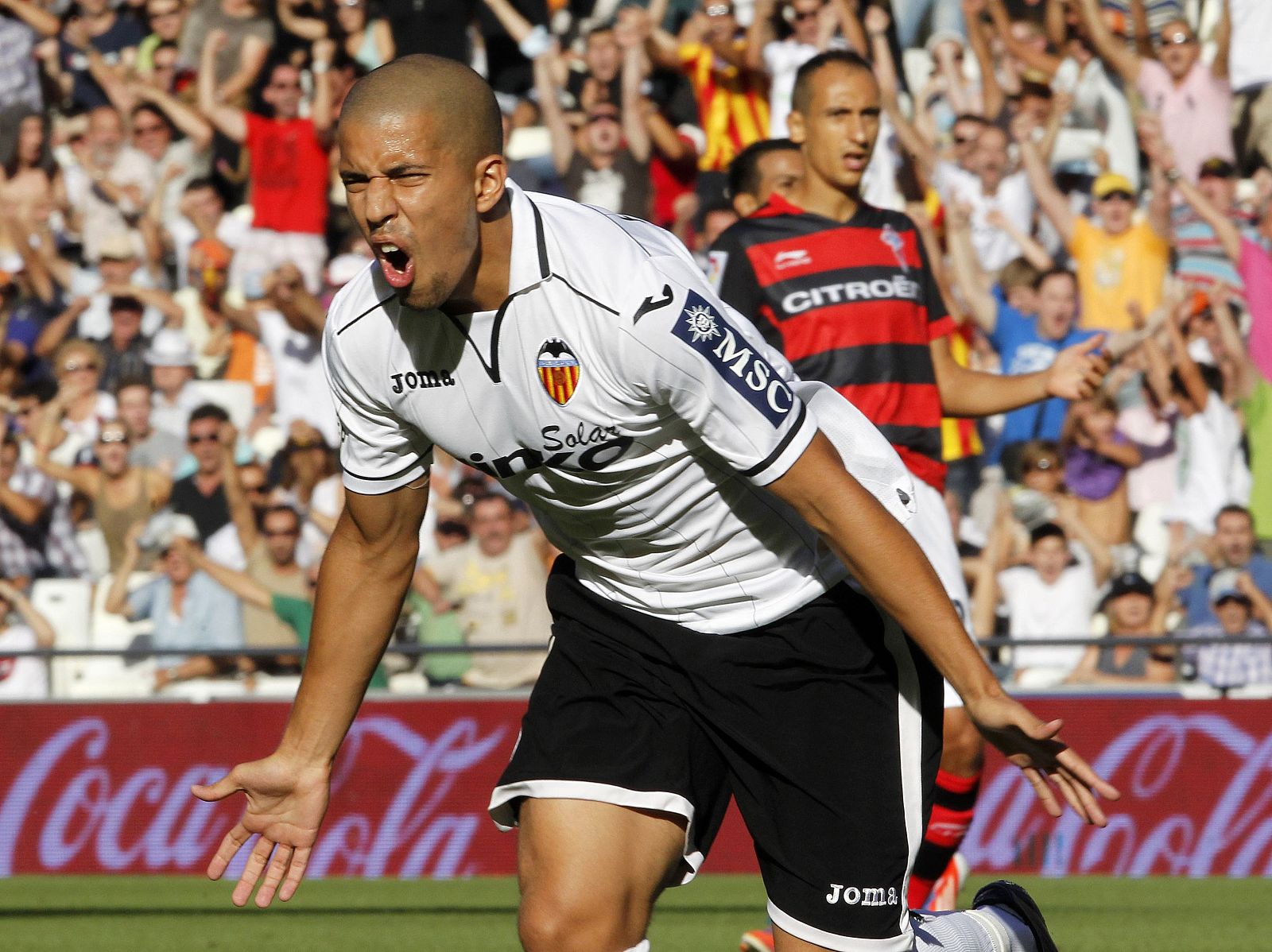 Feghouli celebra el primer gol del Valencia.
