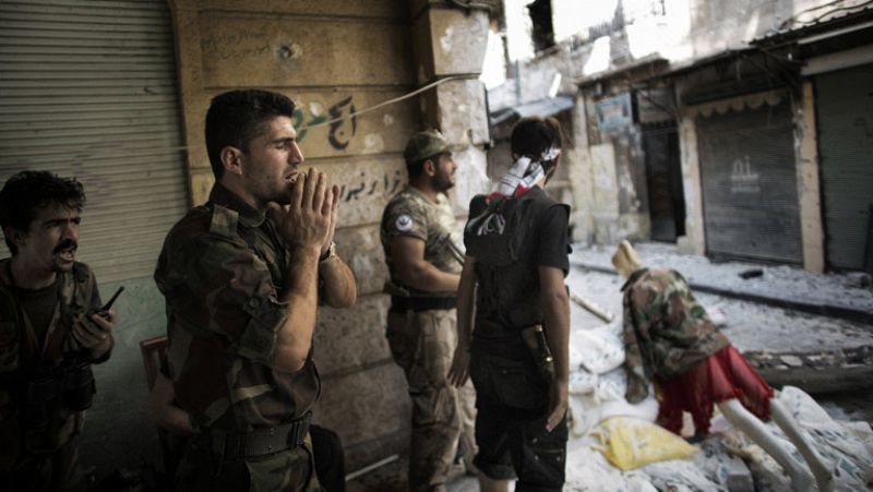 La ONU afirma que la presencia de yihadistas extranjeros en Siria ha radicalizado la guerra