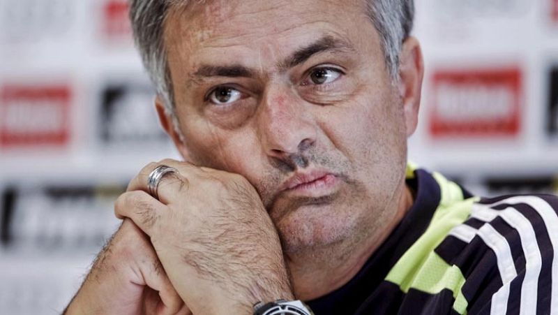 Mourinho: "Continúo teniendo algunas dudas sobre el rendimiento del equipo"