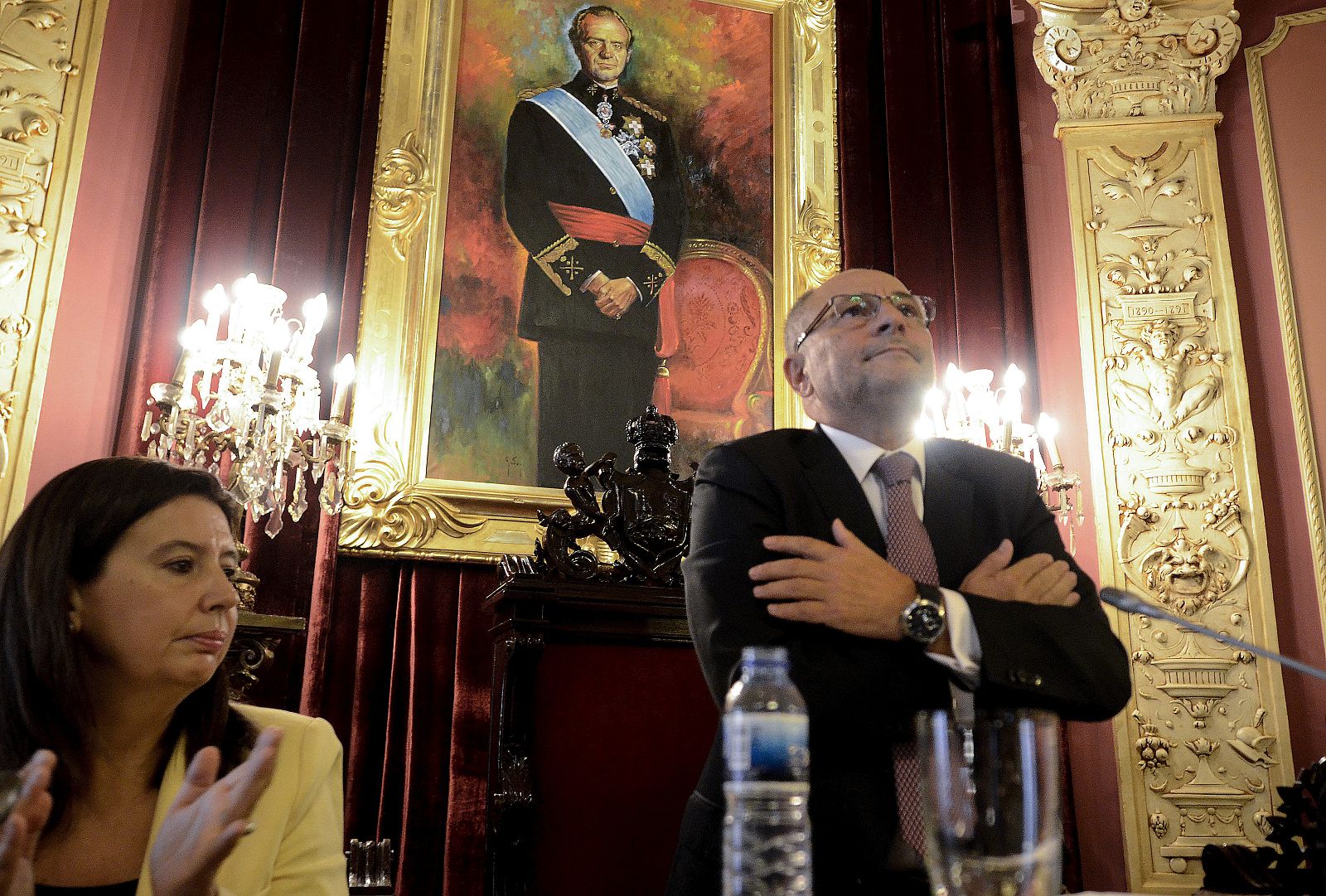 RENUNCIA AL CARGO DEL ALCALDE DE OURENSE