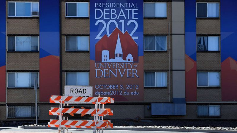 Ligera ventaja de Obama sobre Romney en las encuestas antes del primer cara a cara 