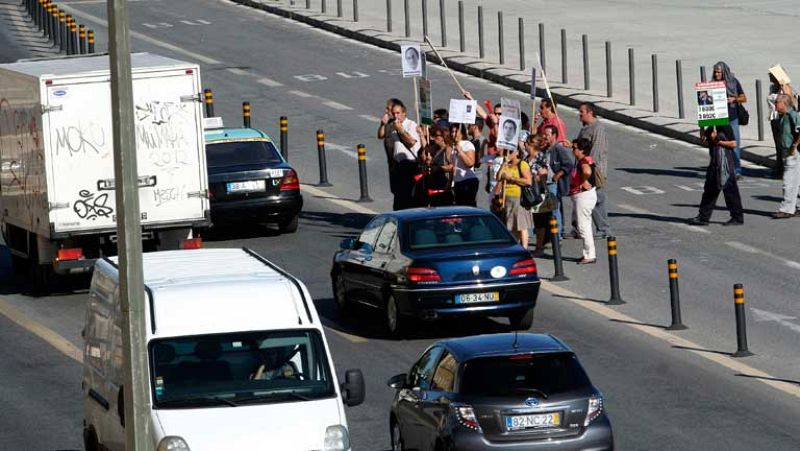 Portugal propone una "enorme" subida de impuestos para bajar el déficit público
