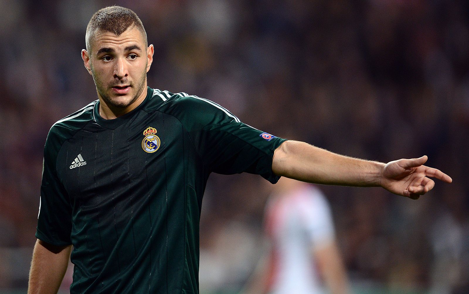 El jugador francés del Real Madrid Karim Benzema, en el partido contra el Ajax