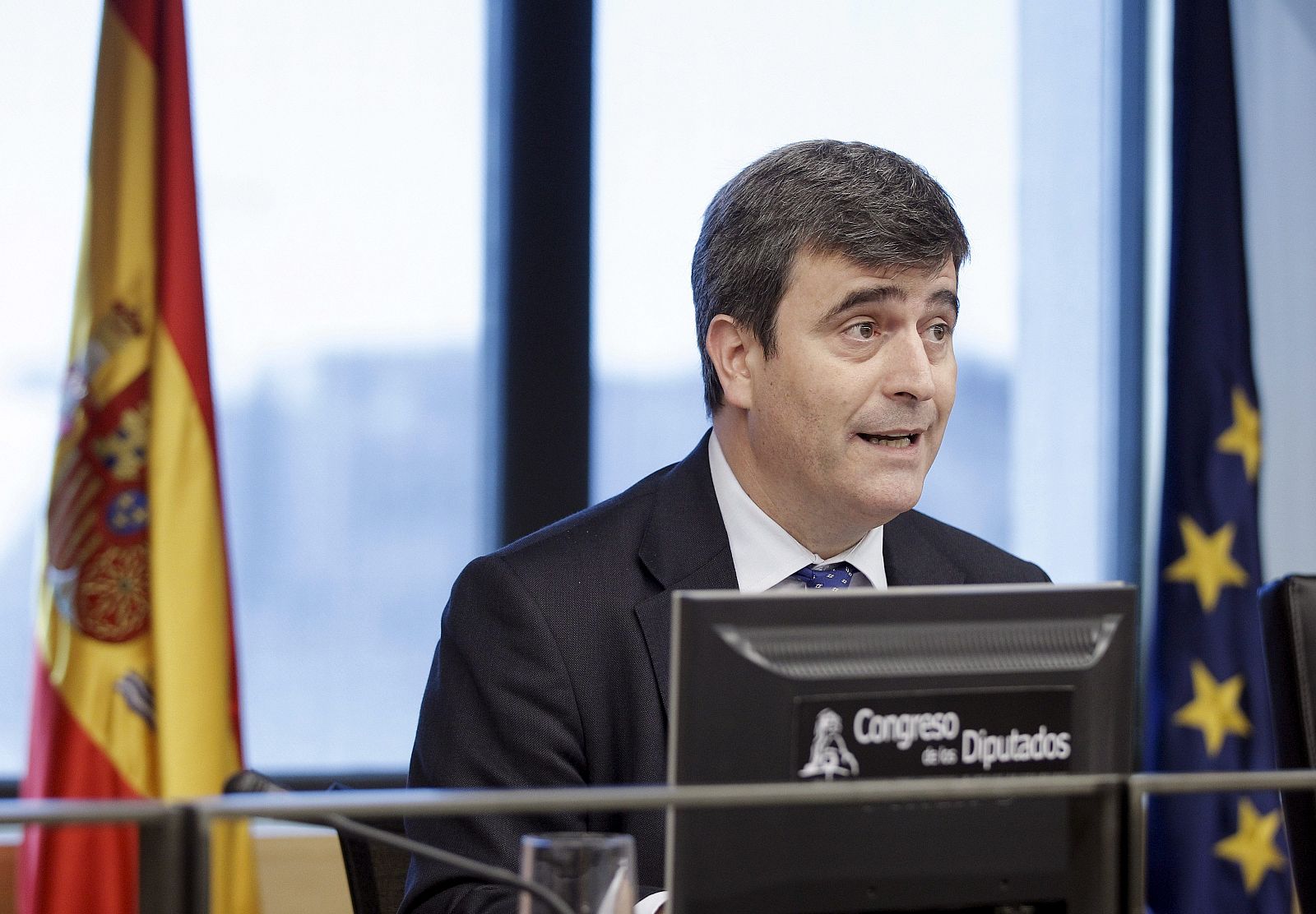 CARDENAL ANUNCIA UN RECORTE DEL 34% EN LAS SUBVENCIONES A FEDERACIONES