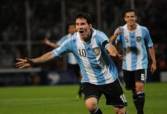 Messi y Falcao, con sendos dobletes, lideran las victorias de Argentina y Colombia