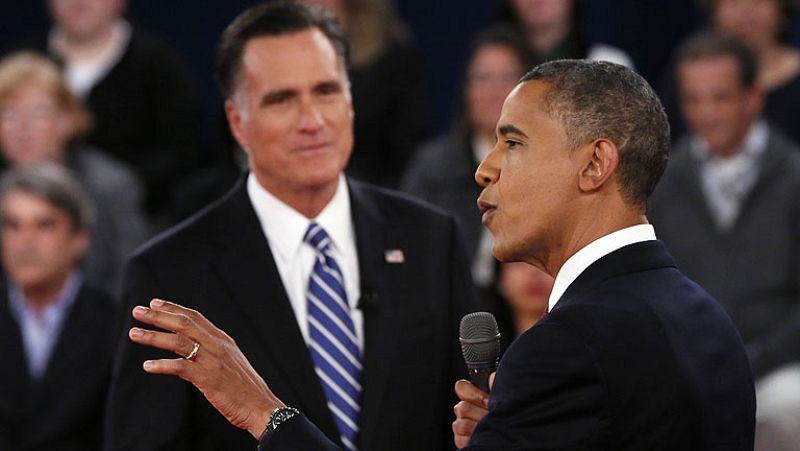 Obama renace en el segundo debate pero Romney aguanta y le recuerda sus incumplimientos 