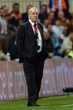 Del Bosque valora el premio a Casillas y Xavi como un reconocimiento a la ética