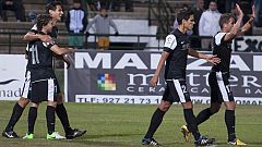 El Málaga se impone a un Cacereño luchador hasta el final