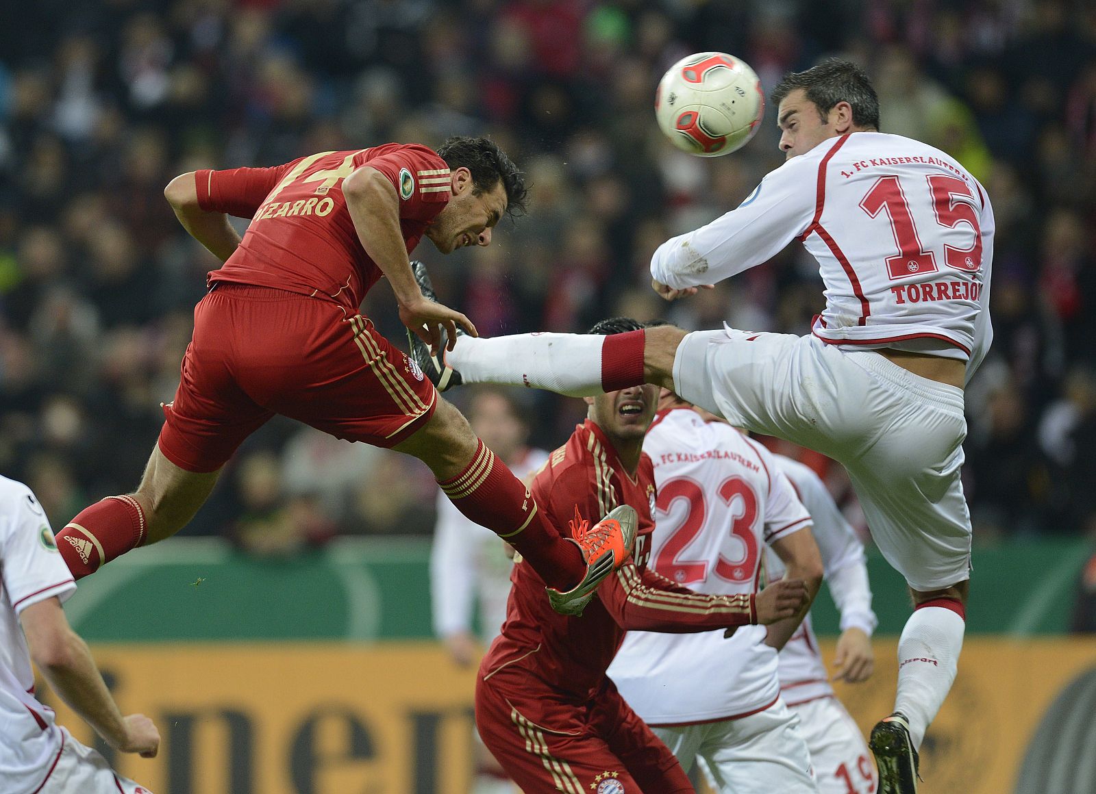 FBL-GER-CUP-BAYERN-MUNICH-KAISERSLAUTERN