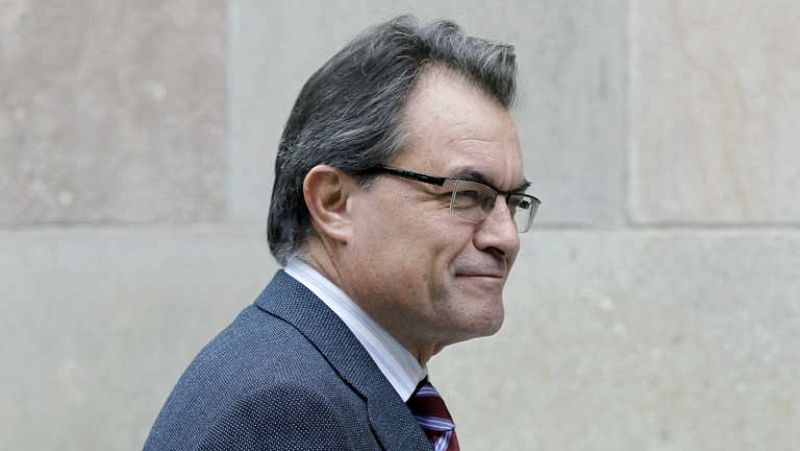 Mas muestra "perplejidad" por la retirada de la campaña institucional con imágenes de la Diada