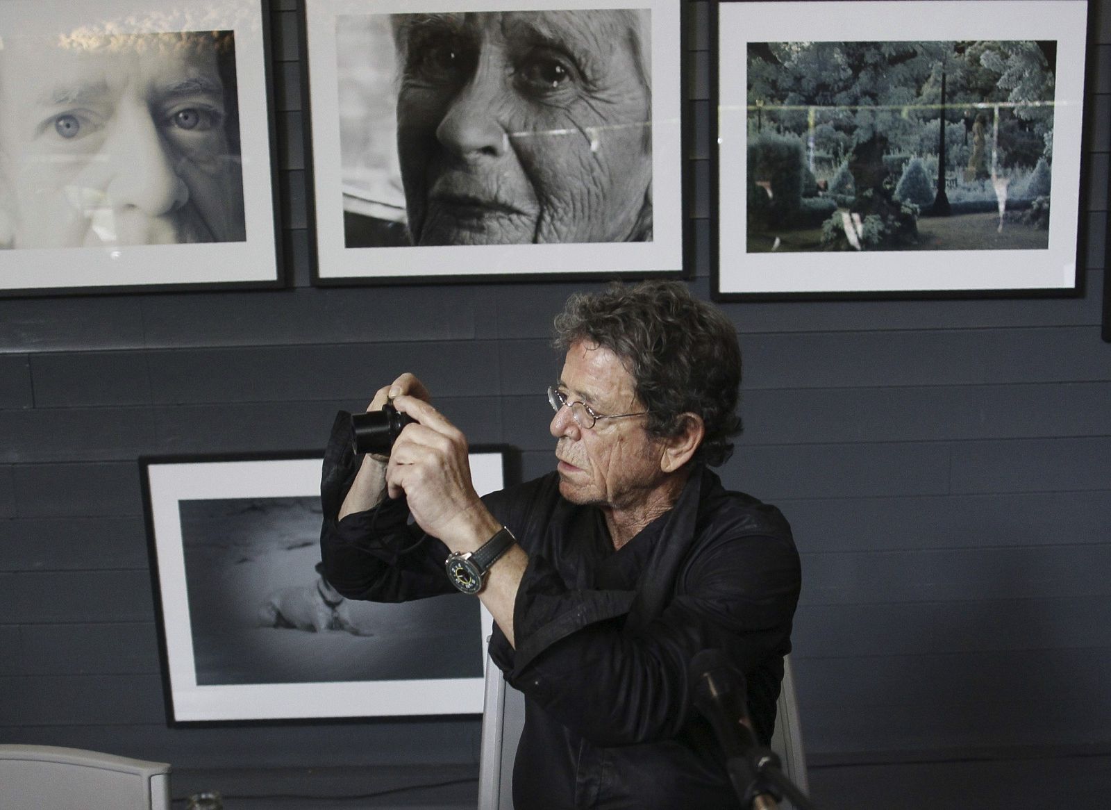 LOU REED PRESENTA LA EXPOSICIÓN DE FOTOGRAFÍA "RIMAS"