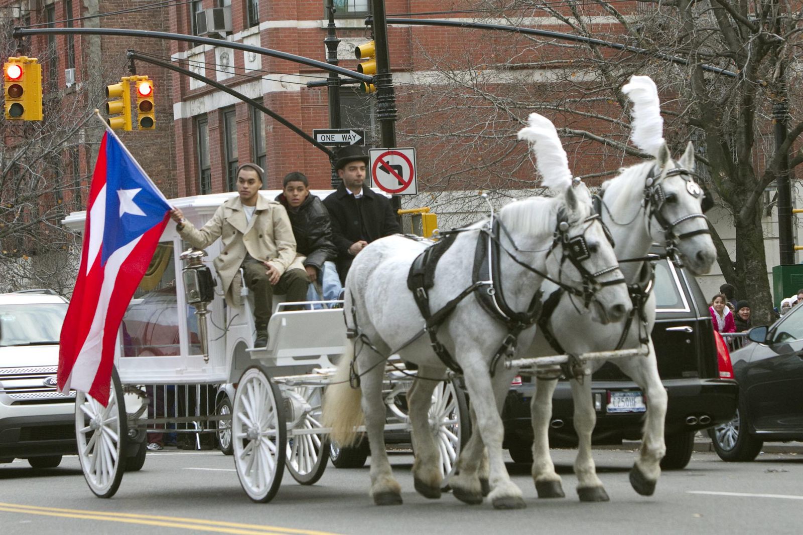 MILES DESPIDEN AL "MACHO" CAMACHO EN EL BARRIO LATINO DE HARLEM EN NUEVA YORK