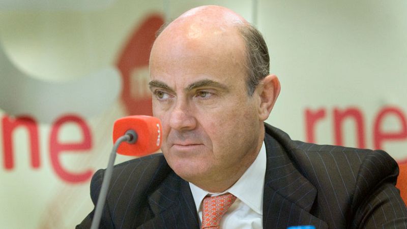 De Guindos sobre el rescate: "El Gobierno tiene que elegir la mejor decisión en el mejor momento"
