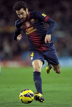 Cesc Fábregas estará cuatro semanas de baja