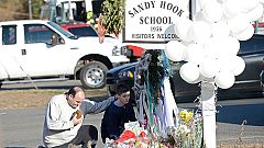 Newtown, conmocionada por una tragedia tras la que "nada volverá a ser igual"