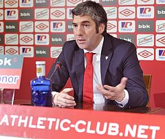 Urrutia: Llorente sigue hasta junio porque hace "al Athletic más competitivo"