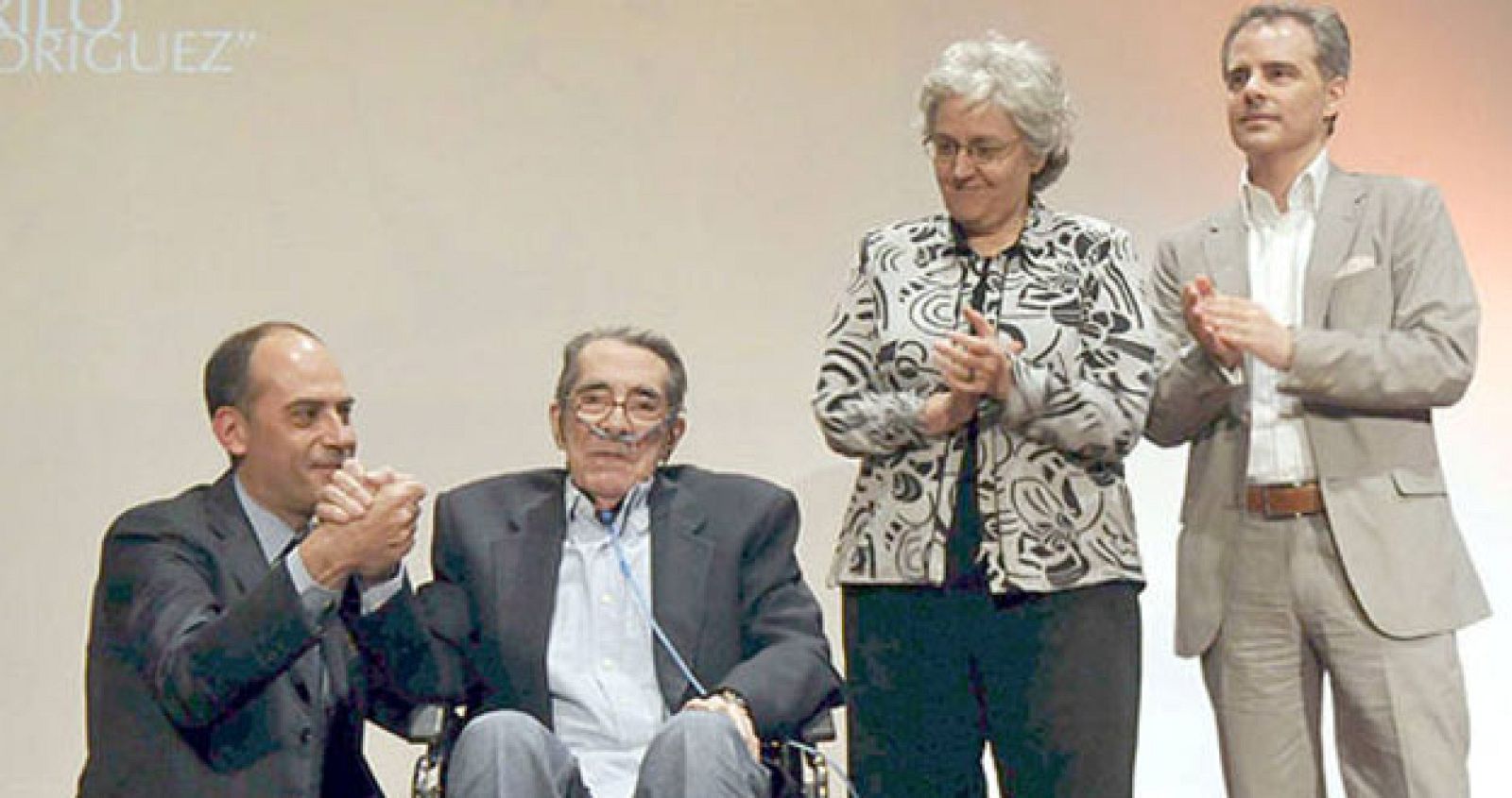 Fallece en Madrid el reportero Enrique Meneses