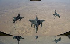 Francia dice que se ha logrado frenar el avance islamista en Mali pero debe seguir la ofensiva
