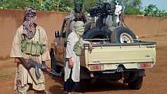 Los islamistas toman una céntrica ciudad en Mali en medio de una frenética actividad diplomática