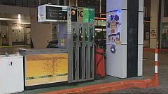 Los carburantes subieron un 8% en 2012 pese a la gran caída de la demanda, según la CNE