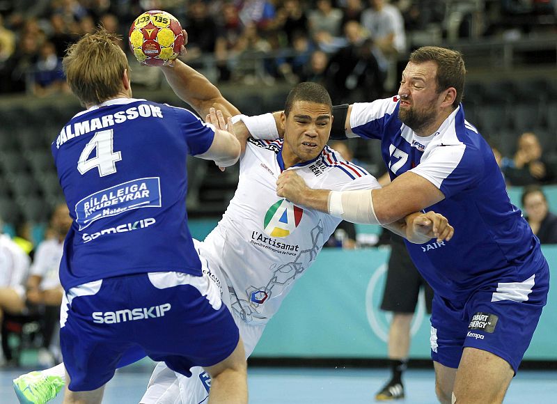 Dinamarca y Francia cumplen con las expectativas y ya están en cuartos