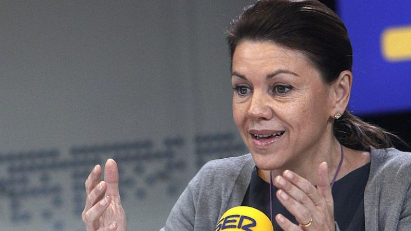 Cospedal, ante las denuncias de sobresueldos: "Quien tenga recibís que los enseñe"