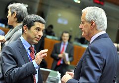 Portugal cumple el objetivo de déficit para 2012 acordado con la troika, según datos preliminares