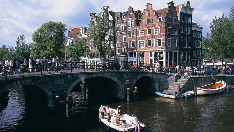 El turismo mundial bate su récord en 2012 al superar los 1.000 millones por primera vez