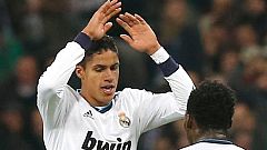 Varane se gradúa en el 'clásico'