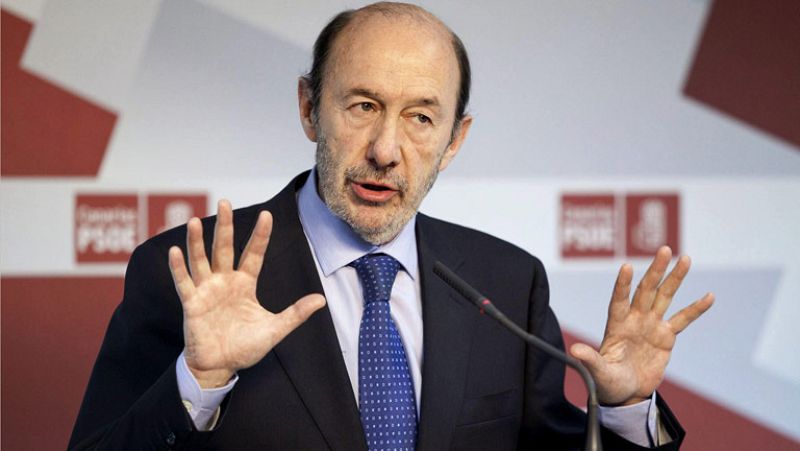 Rubalcaba exige a Rajoy que explique ante los ciudadanos si cobró sobresueldos en negro
