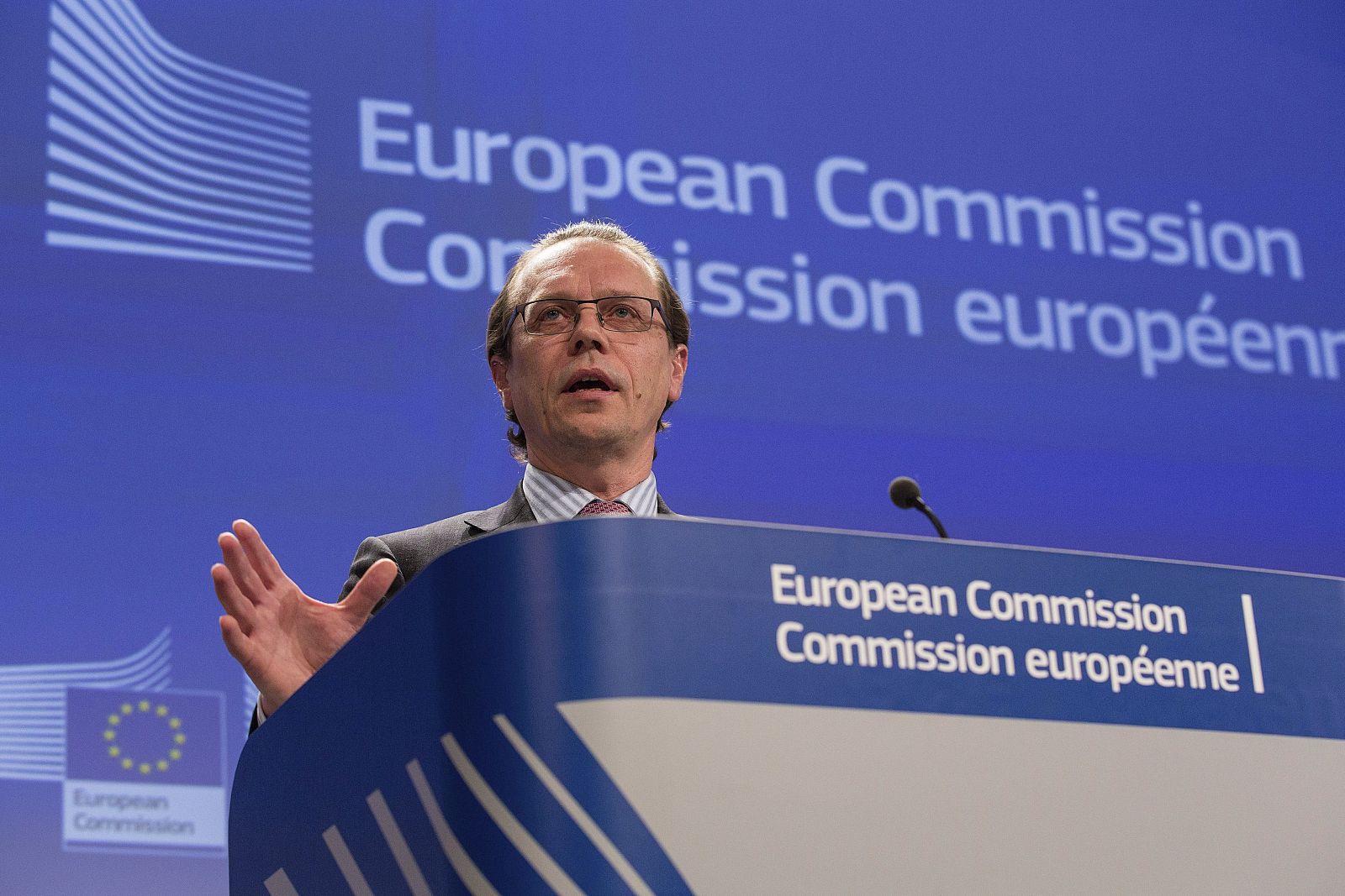 El comisario europeo de Fiscalidad, Algirdas Semeta