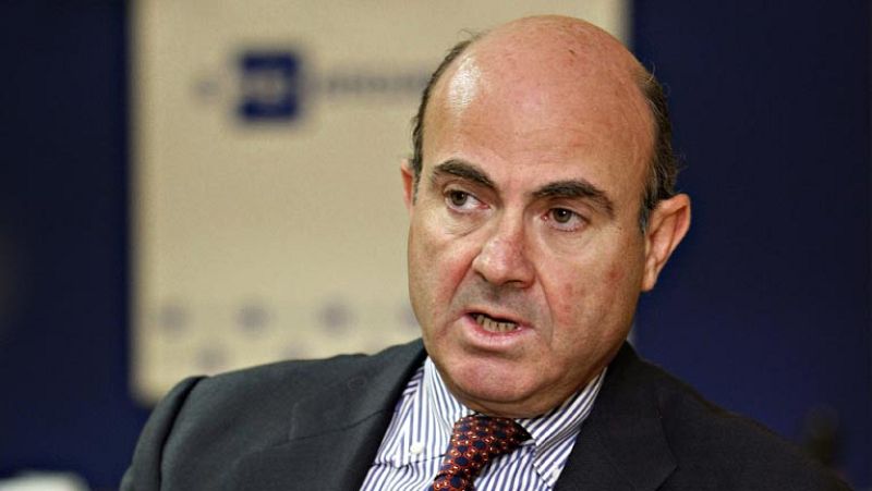 De Guindos: "Los clientes de Bankia pueden estar hoy mucho más tranquilos que hace unos meses" 