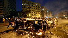 Arde la sede principal de la Policía de Port Said en medio de nuevos enfrentamientos mortales