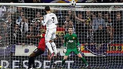 El Real Madrid se juega su pase a cuartos de la Champions con el Manchester United, este martes en La 1 y TVE-HD