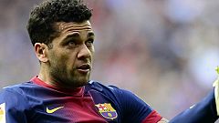 Alves reclama la unidad del vestuario para remontar contra el Milan