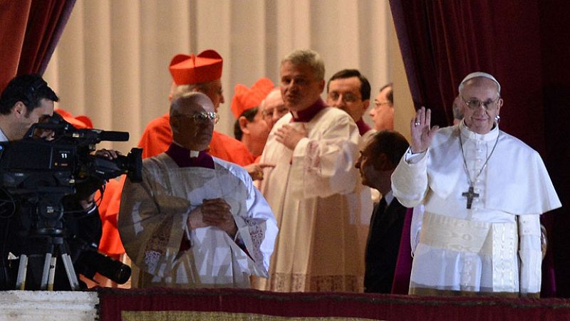 El jesuita argentino Jorge Mario Bergoglio es el nuevo papa, con el nombre de Francisco