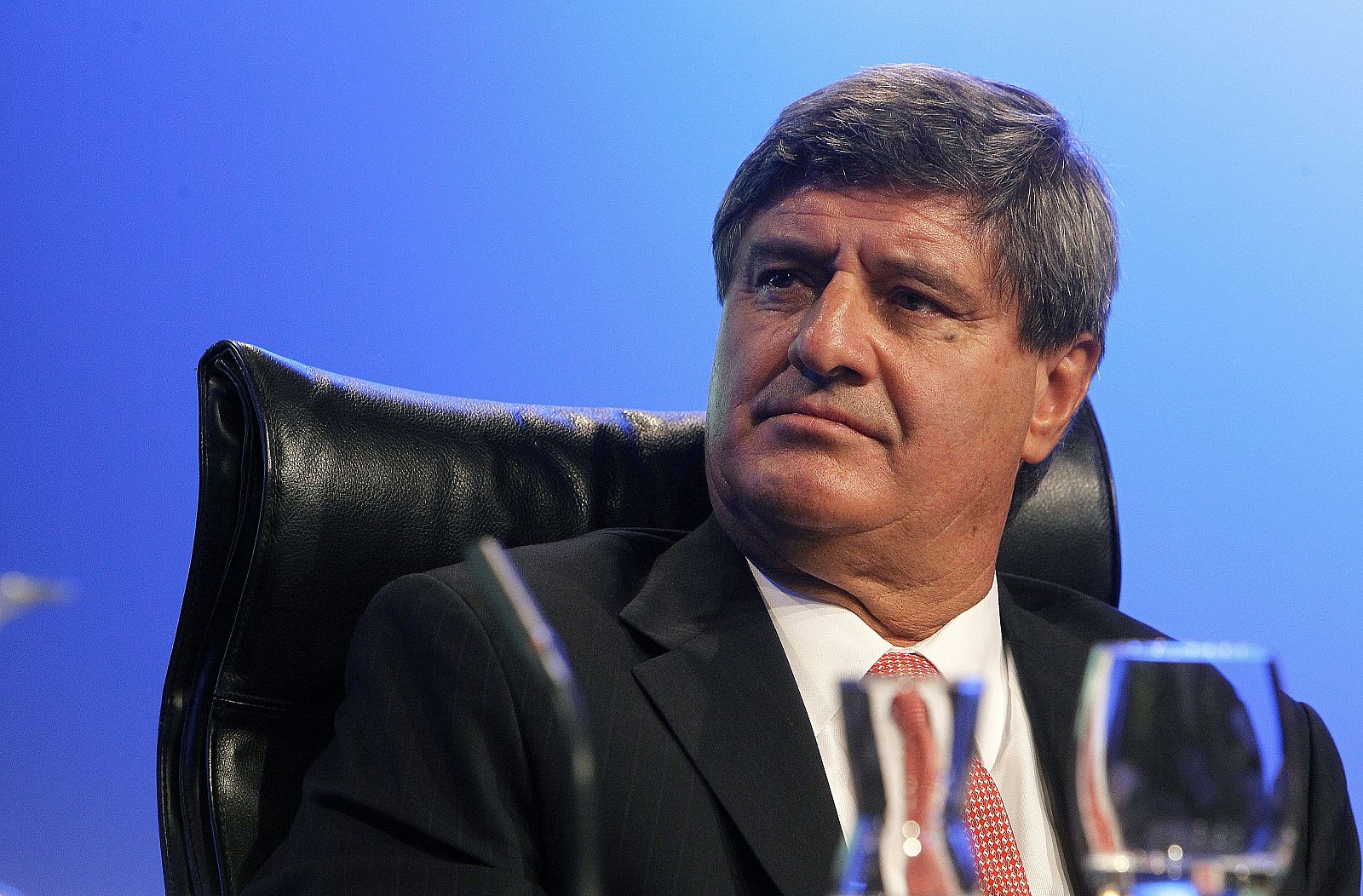 PRESENTACIÓN DEL LIBRO DEL EXVICEPRESIDENTE PERUANO DÍEZ CANSECO