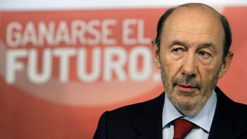 Rubalcaba refuerza el papel de Valenciano e incorpora a Jáuregui a la Ejecutiva 