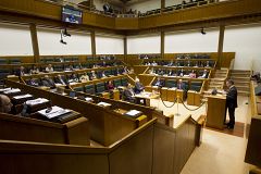 Bildu y UPyD se abstienen en la aprobación de la ponencia que reconoce el daño a las víctimas
