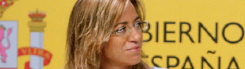 Carme Chacón: "Estaré en contacto con mis colaboradores mientras esté de baja"