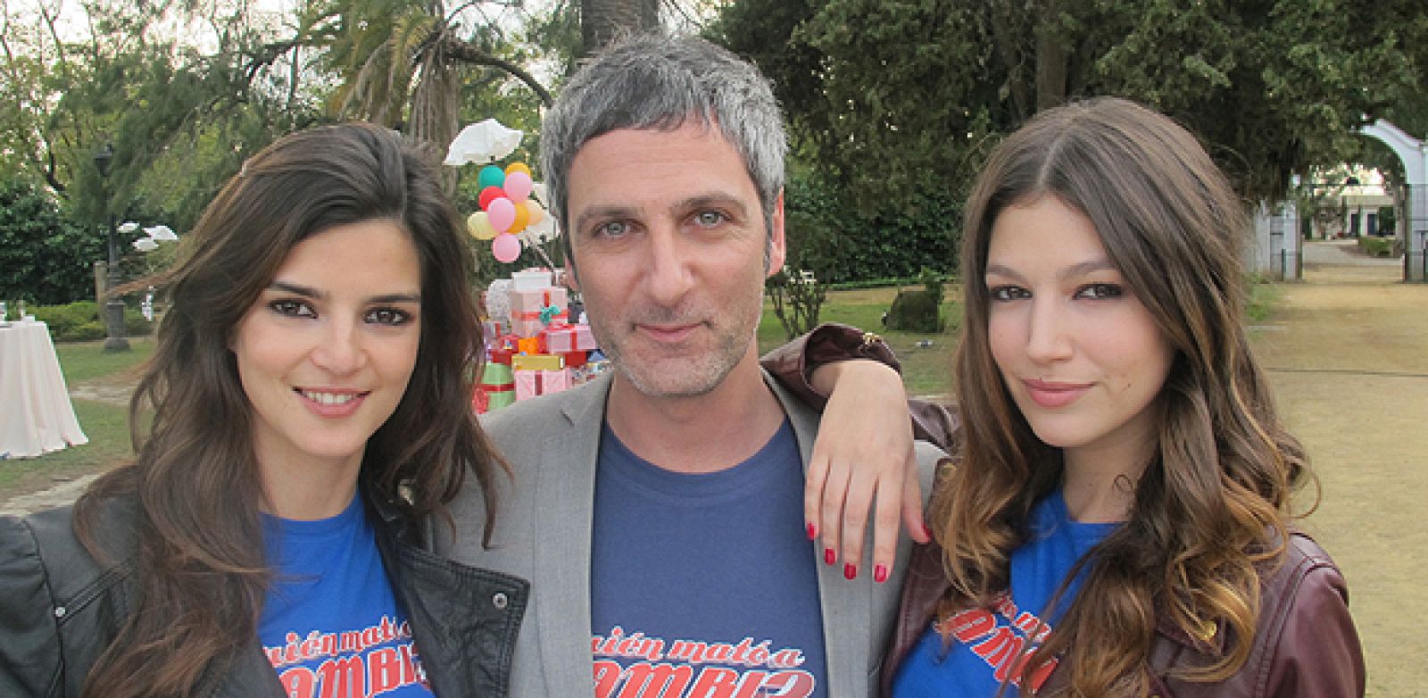 Clara Lago, Ernesto Alterio y Úrsula Corberó en el rodaje de ¿Quién mató a Bambi?