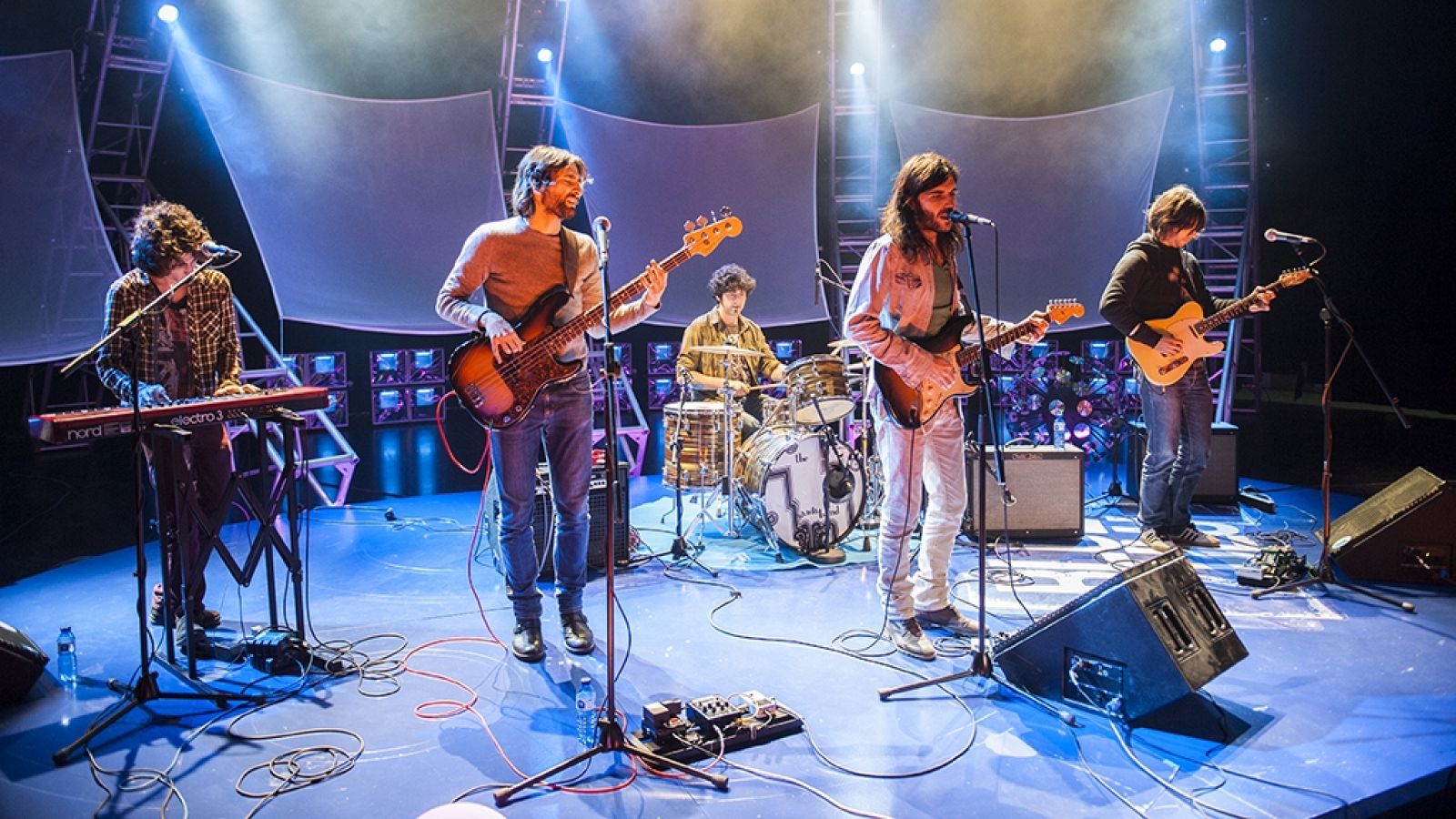 premsa---very-pomelo-03