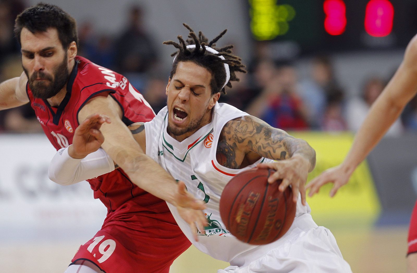 CAJA LABORAL - MONTEPASCHI