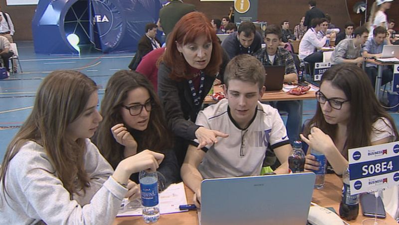 Los creadores de videojuegos inspiran a los jóvenes estudiantes en 'iDÉAME'