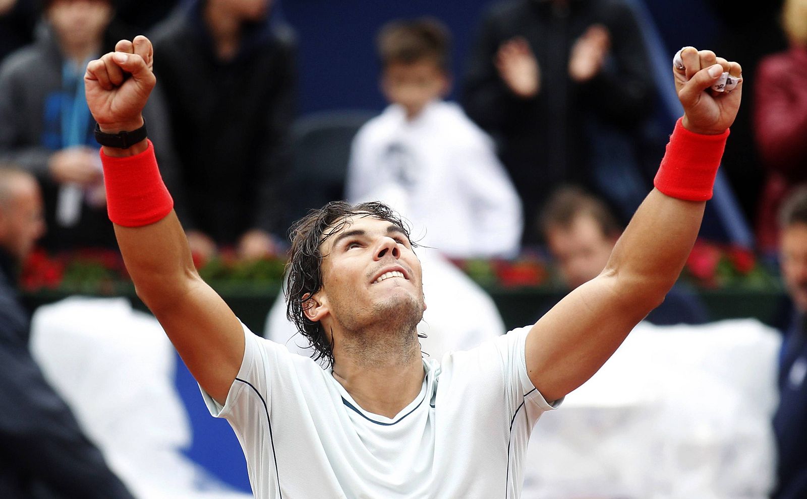 Spain's Nadal celebrates after defeating compatriot Almagro in the men's singles final match of the Barcelona Open tennis tournament in Barcelona
