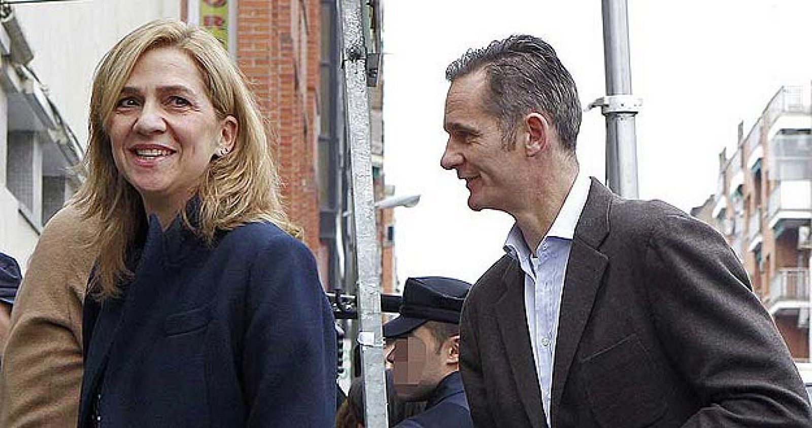 La infanta Cristina e Iñaki Urdangarin, el pasado noviembre cuando visitaron al rey en el hospital