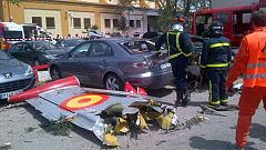 Los vecinos denuncian el peligro de vivir al lado del aeródromo de Cuatro Vientos en Madrid