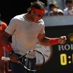 Nadal vence a Wawrinka y triunfa por tercera vez en Madrid